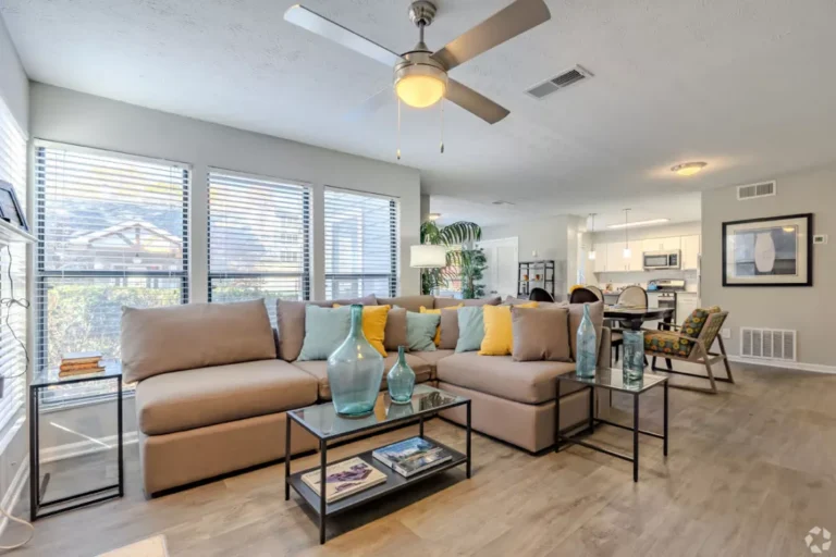 Chatsworth Apartments Chatsworth Apartments